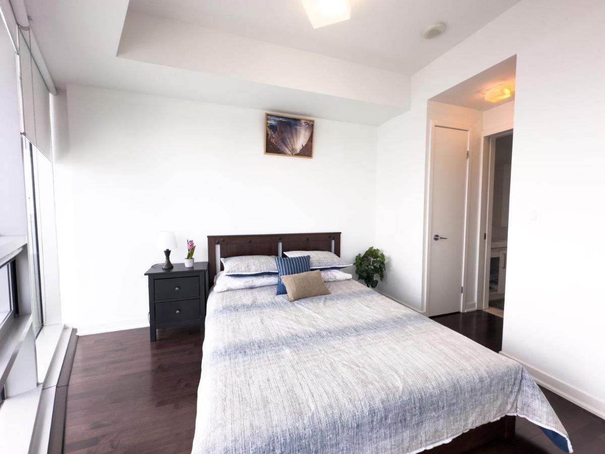 Luxury 2 Bedrooms With Lakeview Cn Tower Entertainment District Rogers Centre Toronto Kültér fotó